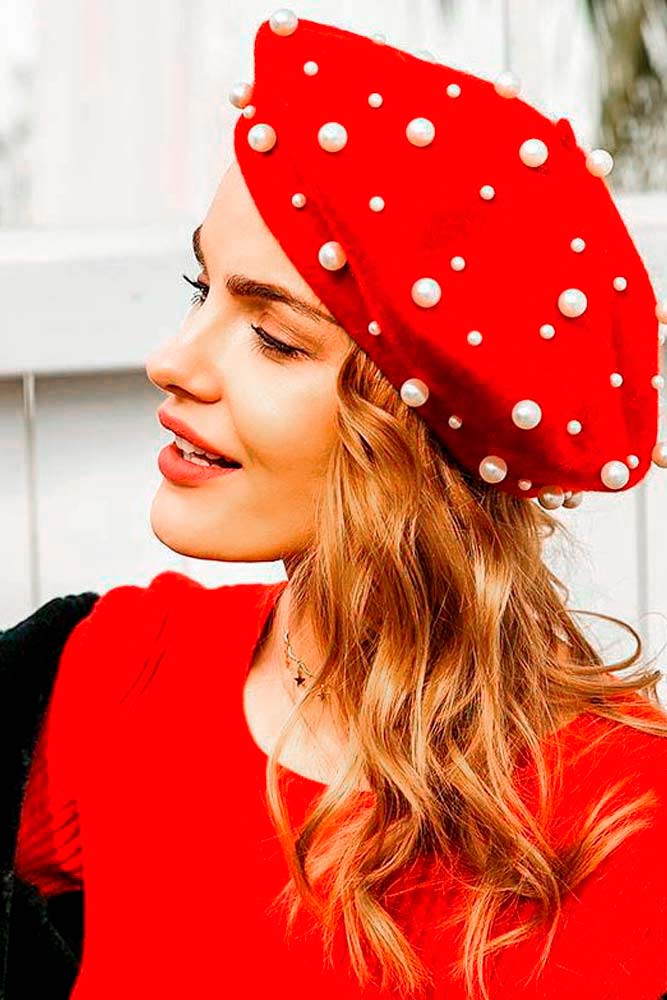 Glam Berets #redhat #glamlook