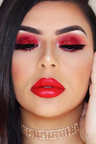 Bold Makeup Idea In Red Colors #redlips #redshadow
